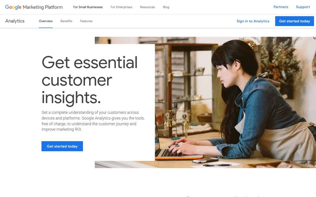 Four icons representing the marketing lines: SEO, Ads, social media, consulting.
